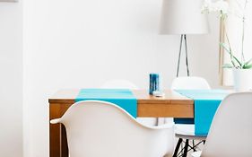 Home Sweet Apartments - A Cozy Welcome